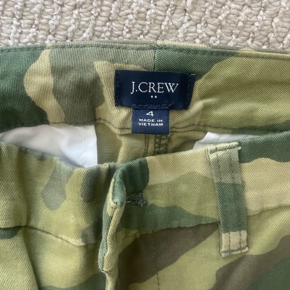 J crew factory camo cropped chinos - Picture 3 of 3